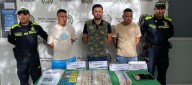 Caen tres y notifican a otro por presuntos fraudes informáticos y manipulación de cajeros
