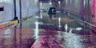 Lluvia deja inundaciones, vehículos varados y un derrumbe en Zapopan