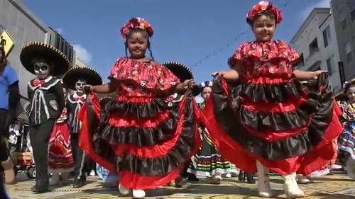 Long Beach cancels Día de los Muertos Parade due to concerns about immigration enforcement