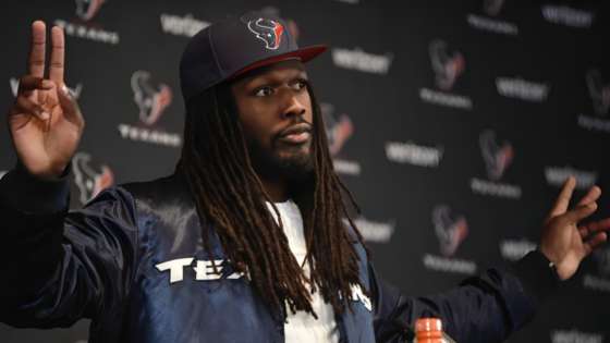 Jadeveon Clowney Reveals How Micah Parsons Trade Led to Cowboys Signing Just 12 days after Micah Parsons' departure, the Cowboys found just the guy in Jadeveon Clowney to fill in his shoes. Pratyusha 