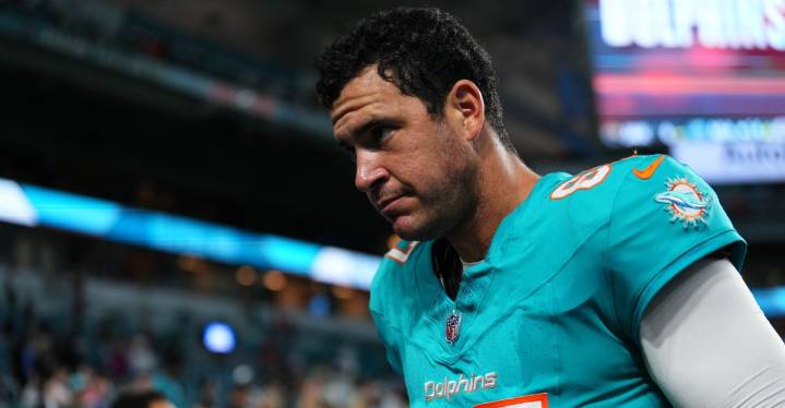 Examining the roster ties between Patriots, Dolphins ahead of Week 2
