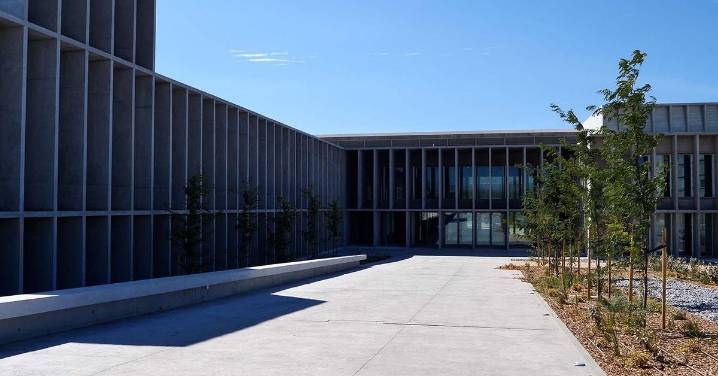 Los alumnos de Turismo de la UMA no entrarán a la nueva facultad hasta el próximo curso