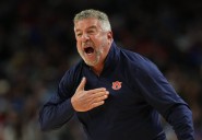 Deadspin | Auburn's Bruce Pearl retires; son, Steven Pearl, takes over
