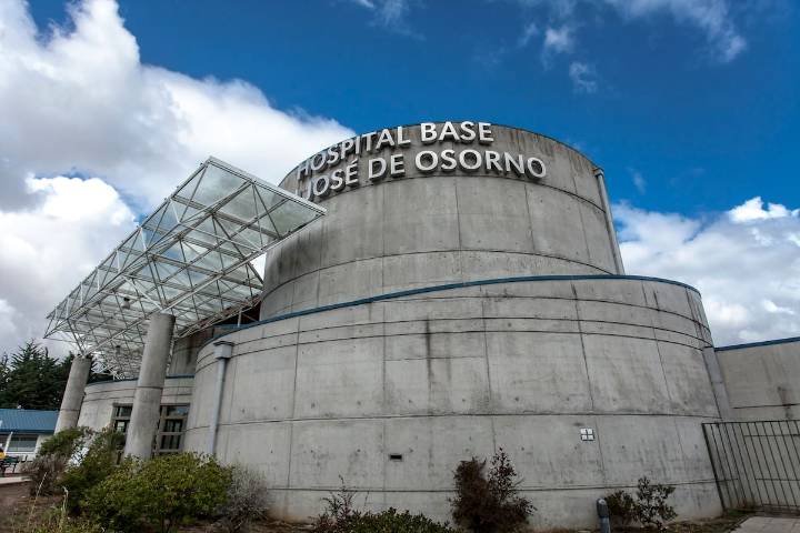 Minsal ordena “destitución de los 4 funcionarios involucrados” en caso de trabajador torturado en Hospital de Osorno