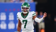 Jets, Fields not getting caught up in storylines for Steelers tilt