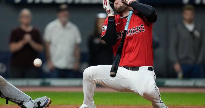 Sizzling-hot Guardians down Skubal and Tigers 5-2 to tie for AL Central lead with 5 games left