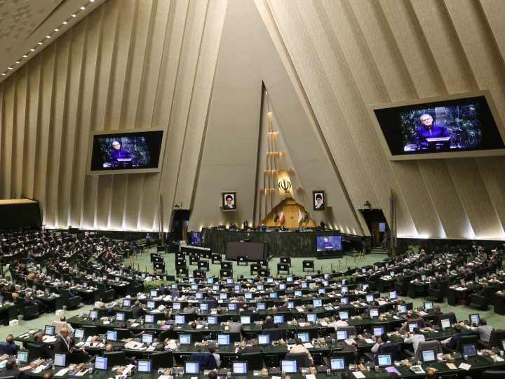 Hardline lawmakers demand nuclear bomb as Iran braces for UN sanctions