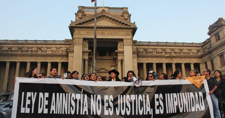Llama Corte IDH a jueces de Perú a abstenerse de aplicar amnistía a policías y militares