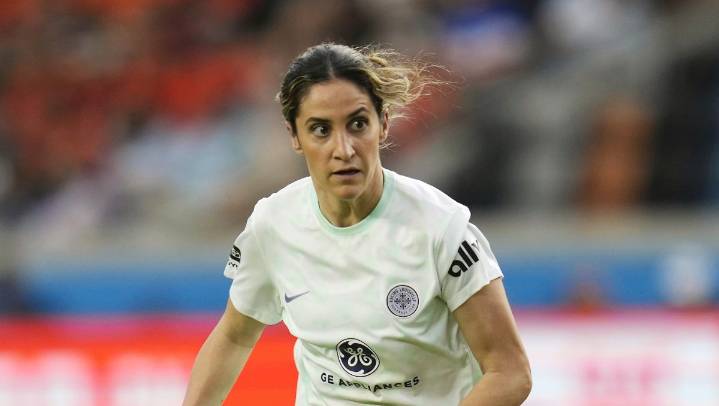 Jugadora se desploma en la cancha durante el partido entre Seattle Reign FC y Racing Louisville