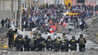 Escalan las tensiones en Perú: Al menos 19 heridos en nuevas protestas contra el gobierno de Dina Boluarte.