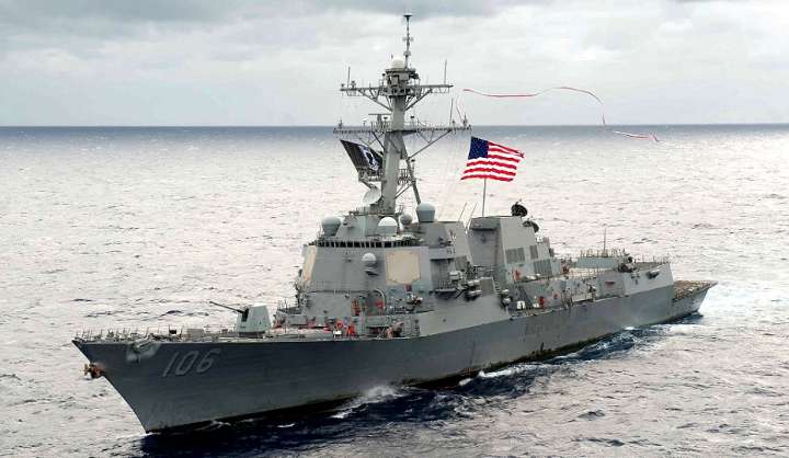 Un nuevo buque destructor de la Armada de EE.UU. desembarca en Ciudad de Panamá