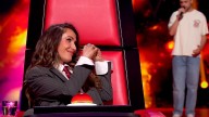 Avance exclusivo de La Voz: la complicidad de Malú y Pablo López al escuchar el tema que canta este talent