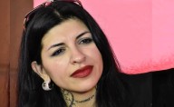 Cazzu se incomoda al ver al “clon" de Christian Nodal y su reacción se hace viral