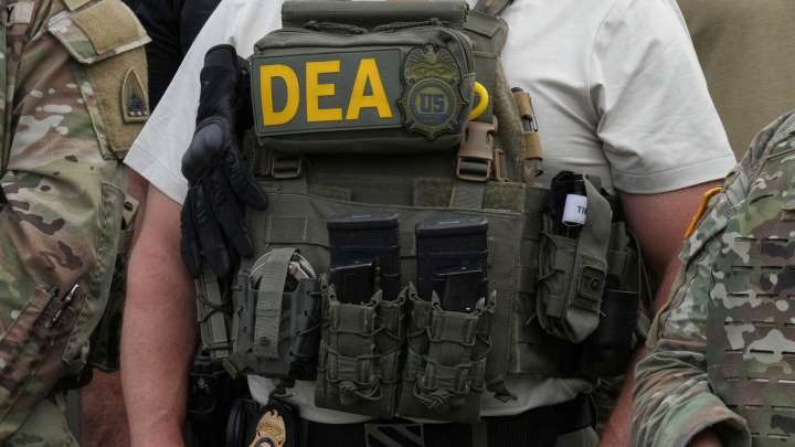 La DEA Ofrece Recompensa Millonaria por 'El Ruso': Da Detalles del Miembro del Cártel de Sinaloa