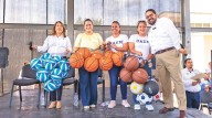 Entrega Claudia Mazari 1,420 paquetes de útiles en Puente de Ixtla