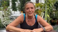 Habla una española que pasó 7 horas escondida durante las revueltas en Nepal: "Tuve miedo por mi vida"
