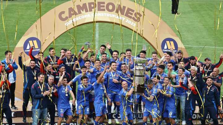 ¡La U campeona! Cuadro azul se quedó con la Supercopa tras derrotar a Colo Colo en donde debutó el técnico Fernando Ortiz