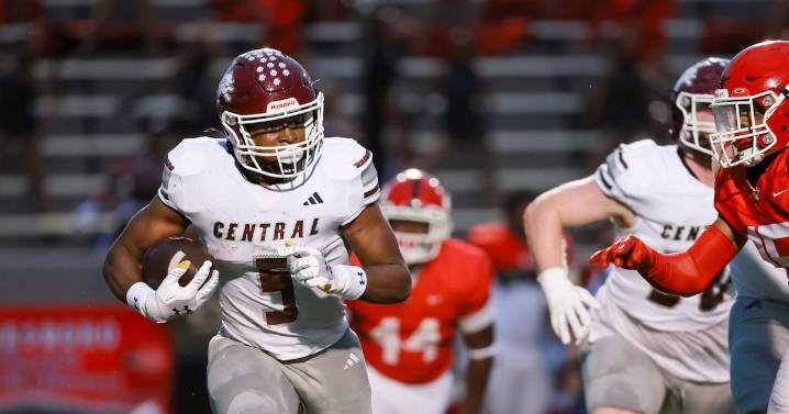 High school football rankings: South Georgia county rivals move into top 5