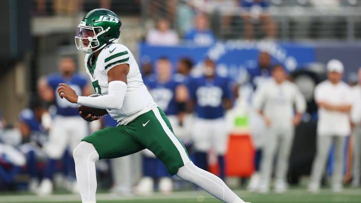 Mike Tomlin focused on stopping Jets' run game, calls Justin Fields a unique mobile QB