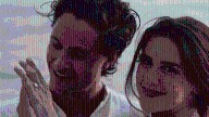 Michael Ronda y Karena Flores se comprometieron en un romántico spot en la playa