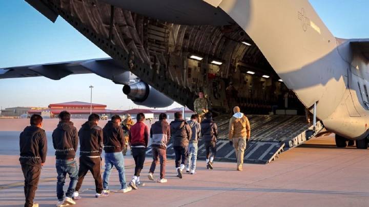 Primer vuelo de argentinos deportados desde EEUU: aseguran que en total serán 300 los expulsados por Donald Trump
