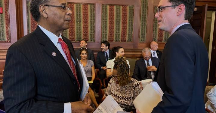 US Rep. Emanuel Cleaver faces off with Missouri lawmakers seeking to reshape his district