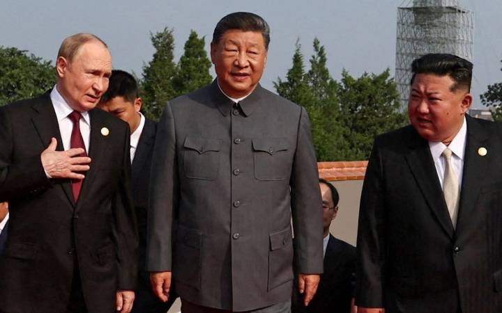 China no teme a la violencia, dice Xi al revelar su ‘tríada nuclear’ con Putin y Kim en desfile