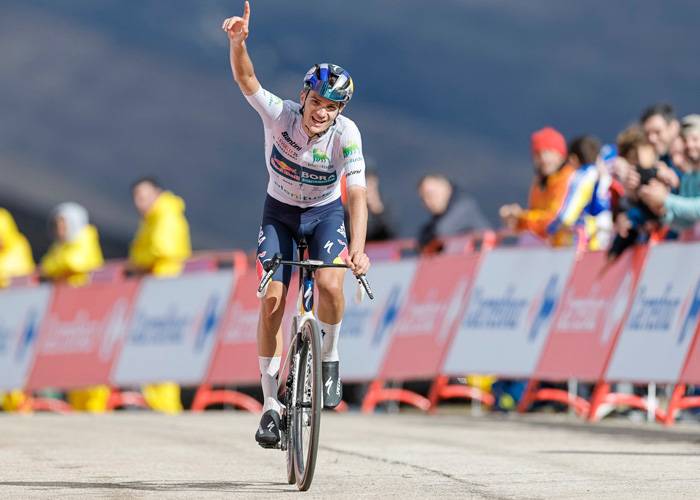 Giulio Pellizzari, ganador de la 17ª etapa de la Vuelta a España