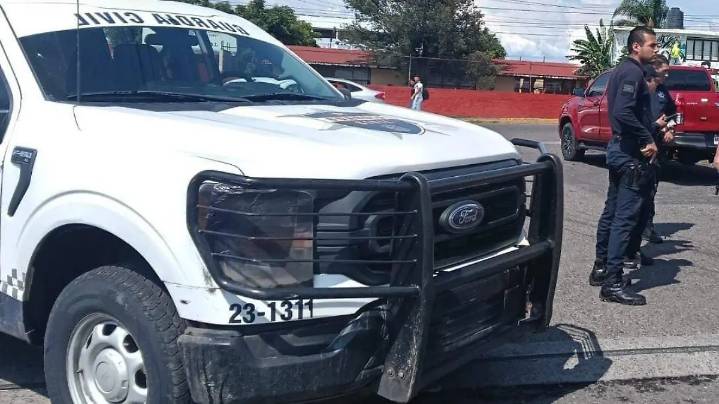 Detienen en Morelia a empleado de seguridad privada del Edomex con 2 armas de fuego