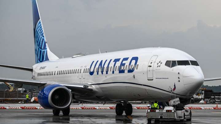 United grounds all planes across US & Canada over 'tech issue' with American Airlines passengers also hit with delays