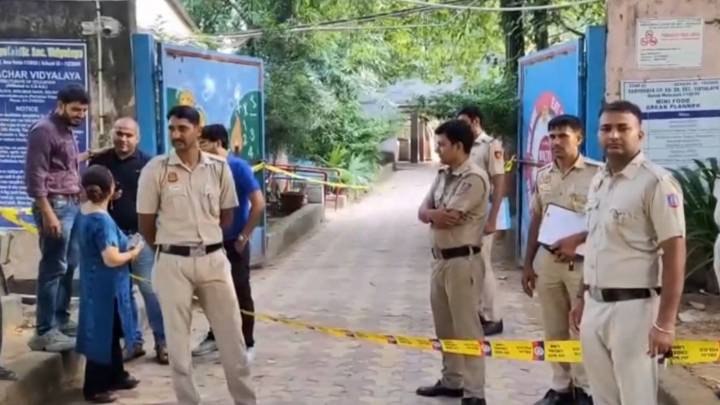 Bomb hoaxes flood Delhi, probe hits a wall: Should central agencies take over? Experts weigh in