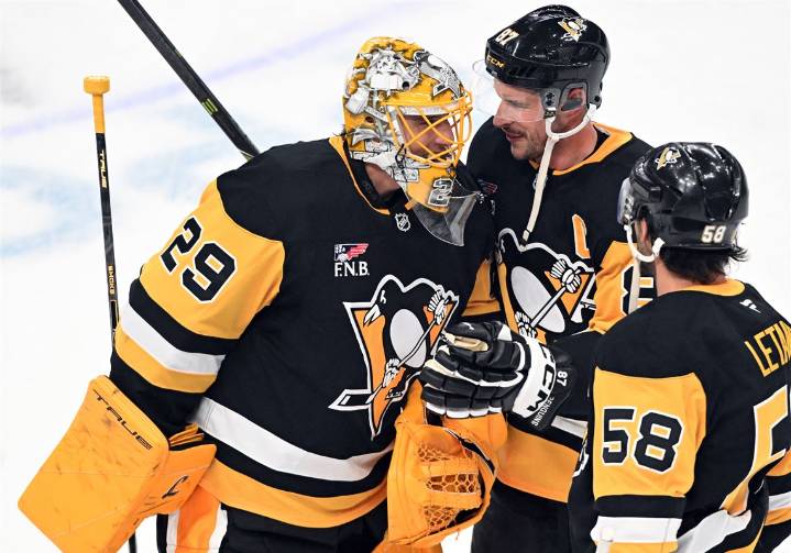 Marc-Andre Fleury stops all 8 shots he sees in unofficial final game with Penguins