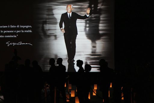 Hundreds of ordinary mourners and VIPs pay last respects to Italian fashion icon Giorgio Armani