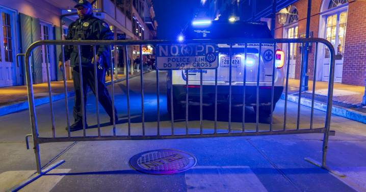 1 dead in mass shooting on New Orleans' Bourbon Street