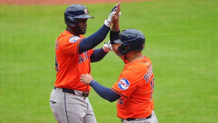 Astros place Yordan Alvarez on IL, activate All-Star ahead of key series vs. M's
