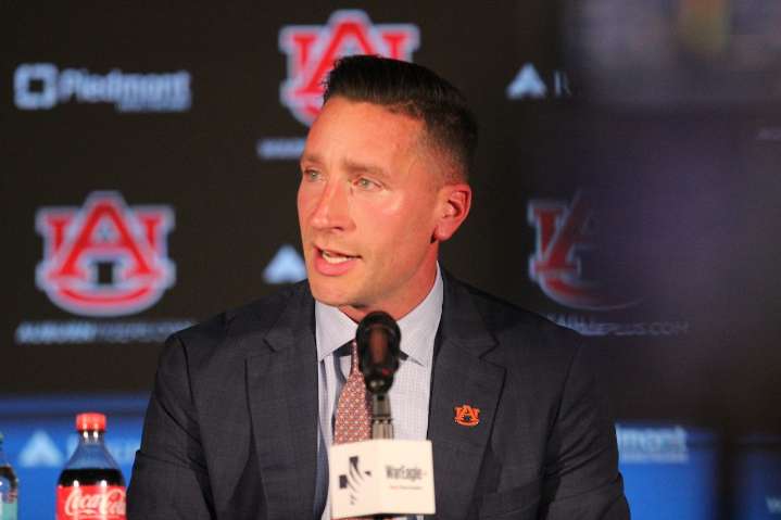 What are Steven Pearl’s expectations for the 2025-26 Auburn basketball season.