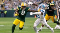 Josh Jacobs looks to extend rushing TD streak when heavily favored Packers visit winless Browns