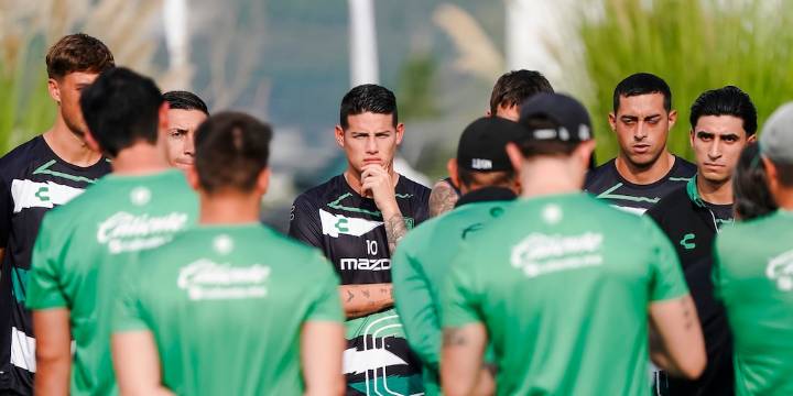 Primeras palabras del nuevo DT de León sobre James Rodríguez: “Es un ser humano al que tengo que saber llegarle”