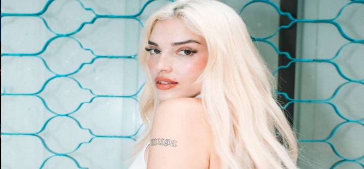 Elena Rose anunció el lanzamiento de su próximo álbum «Bendito verano»