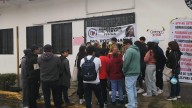 Egresados de la Universidad Politécnica de Huatusco campus Nogales exigen entrega de títulos profesionales