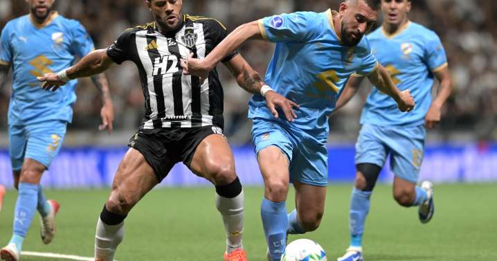 Copa Sudamericana: Atlético Mineiro eliminó a Bolívar y espera en semis al Once Caldas o a Ind. del Valle