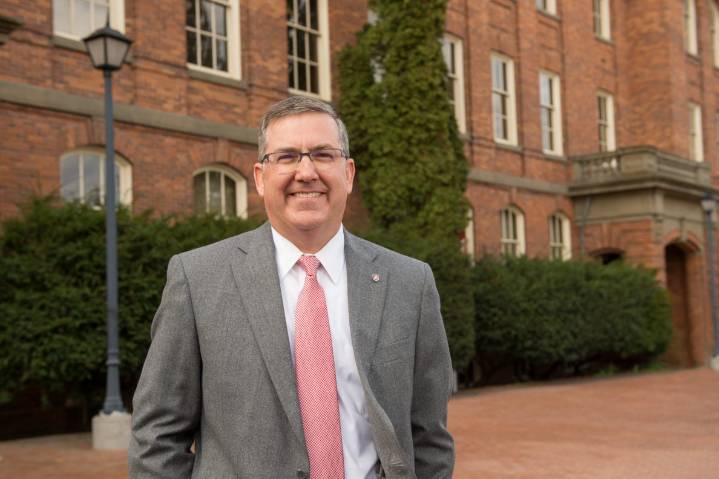 WSU renames Spokane campus facility in honor of former president Schulz