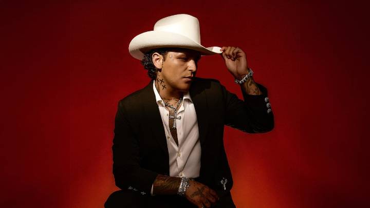 Noche de mariachis y emociones con Christian Nodal en el Coliseo MedPlus de Bogotá