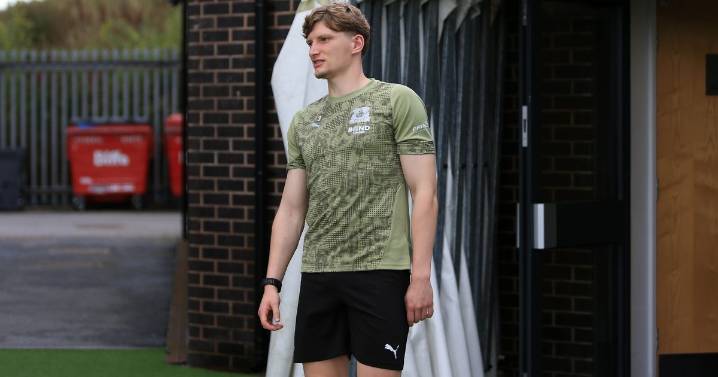 Jack MacKenzie suffers cruel Plymouth Argyle injury setback