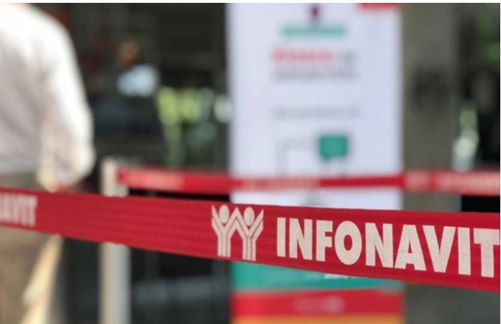 Después de 30 años termina de pagar su casa y el Infonavit no le entrega escrituras
