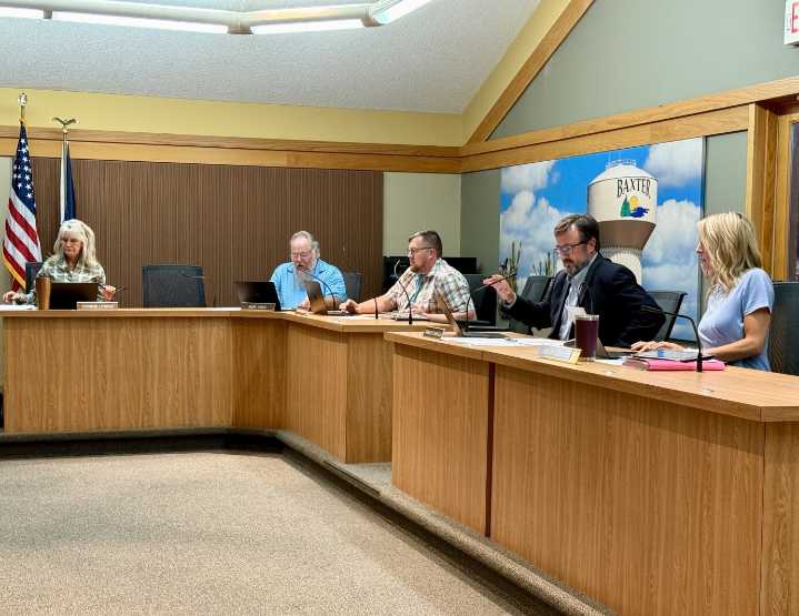 Baxter sets preliminary tax levy at 5%