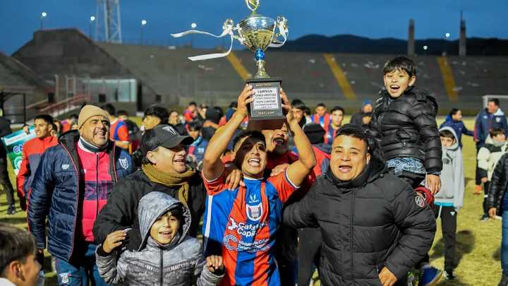 San Lorenzo de Alem se bajaría del Federal Amateur