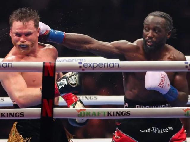 Crawford shocks Alvarez for historic undisputed super middleweight world title