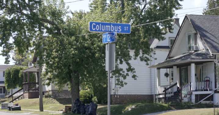Manitowoc residents petition for safety changes at crash