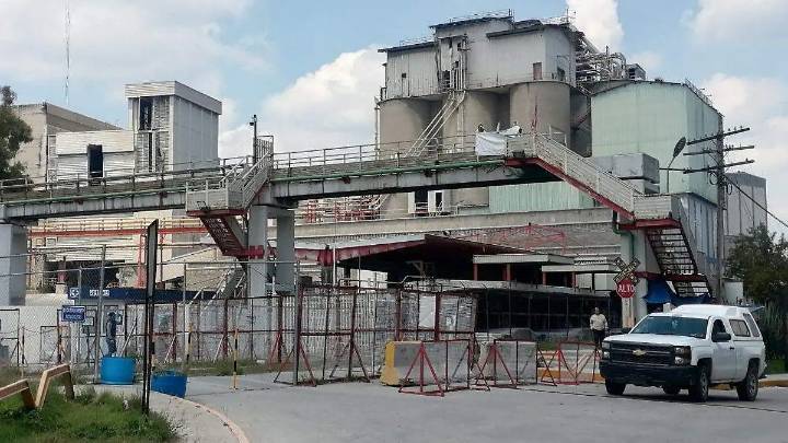 Caso Cruz Azul: Posesión legal de planta cementera es de trabajadores que la resguardan